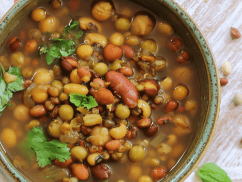 LEGUMBRES AL PODER - JUAN A. SAAVEDRA