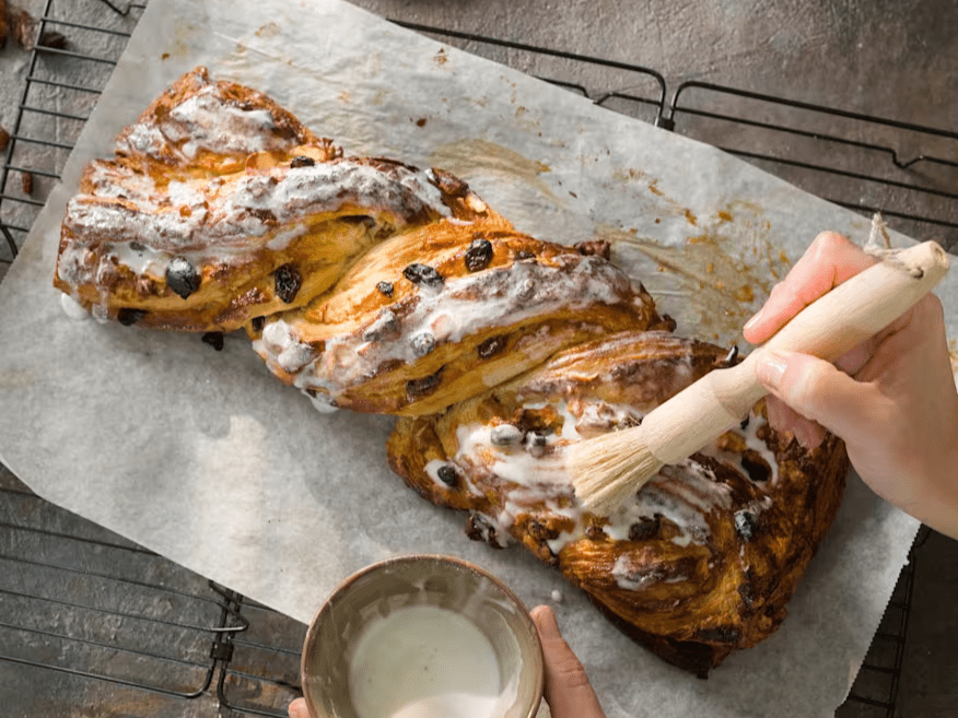 BOLLERÍA: MASA Y FERMENTACIÓN DULCE – TRENZA DE MOKA - IVAN