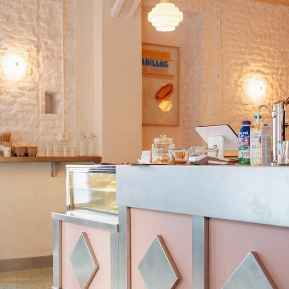 Trava Bar